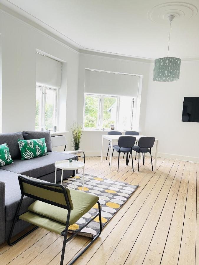 Aday - City Central Mansion - 1 Bedroom Apartment With Garden Aalborg Exteriér fotografie