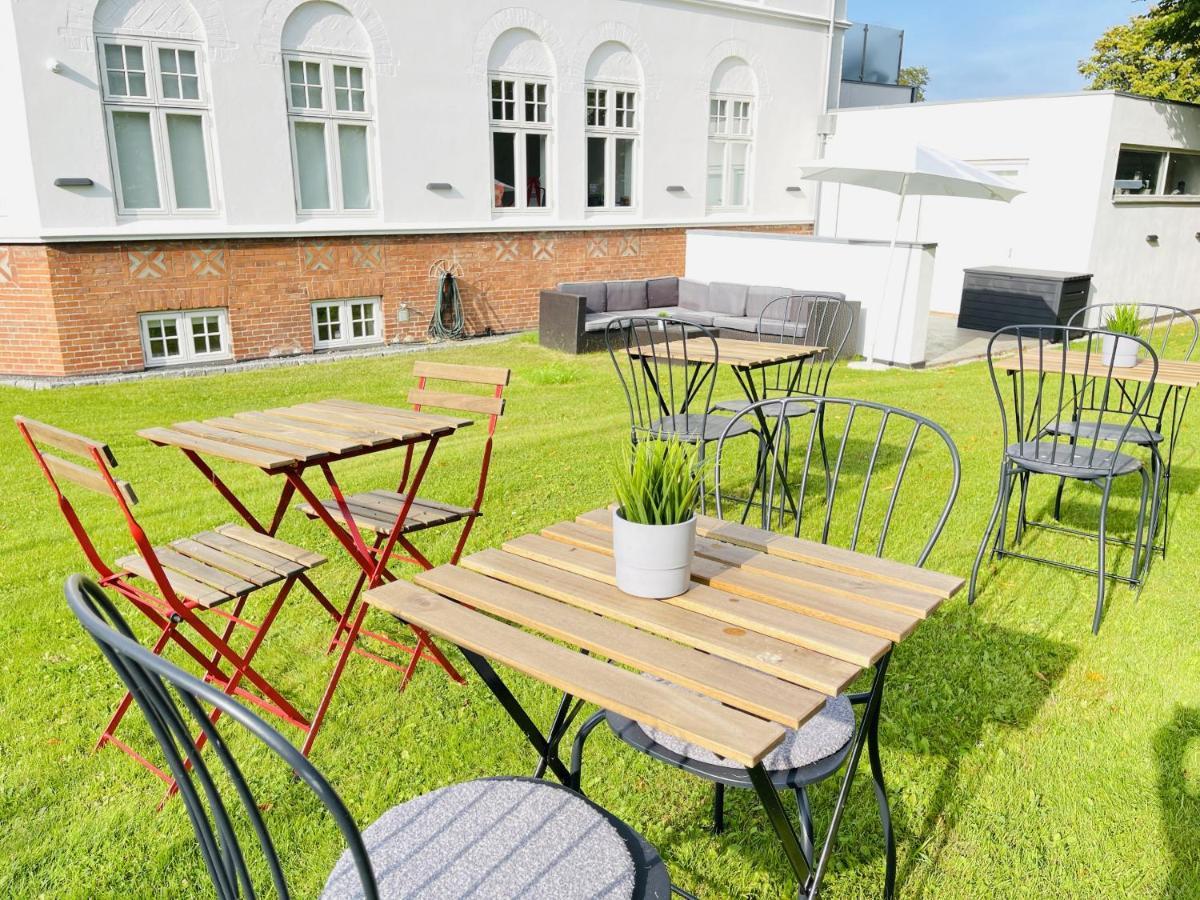Aday - City Central Mansion - 1 Bedroom Apartment With Garden Aalborg Exteriér fotografie